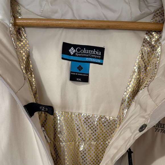 Columbia Beige Hooded Jacket with Faux Fur - Picture 6 of 16